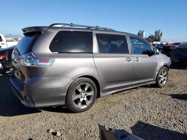2016 TOYOTA SIENNA SE 5TDXK3DC5GS722747