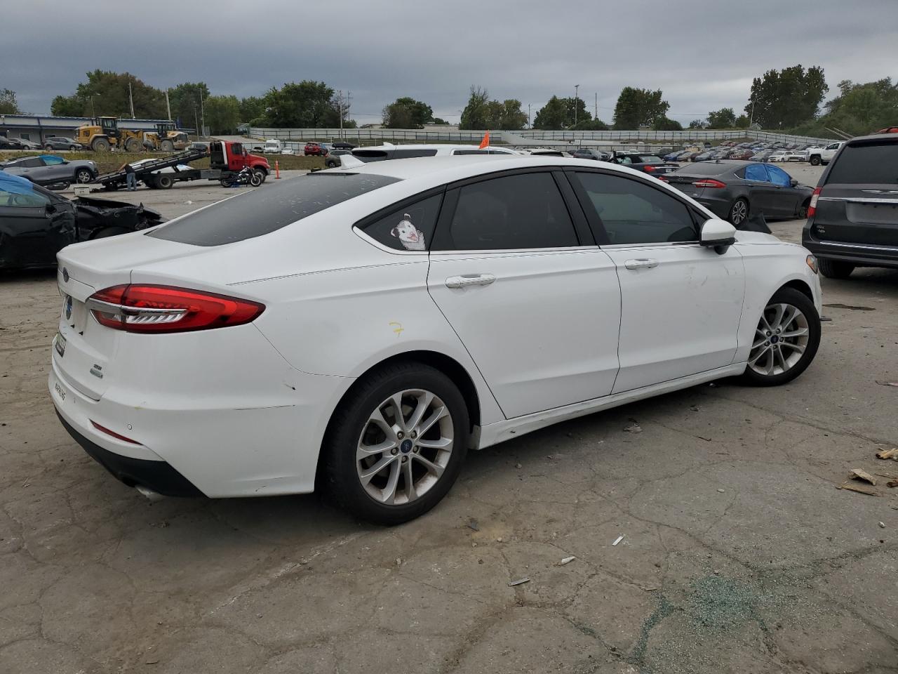 FORD FUSION SE