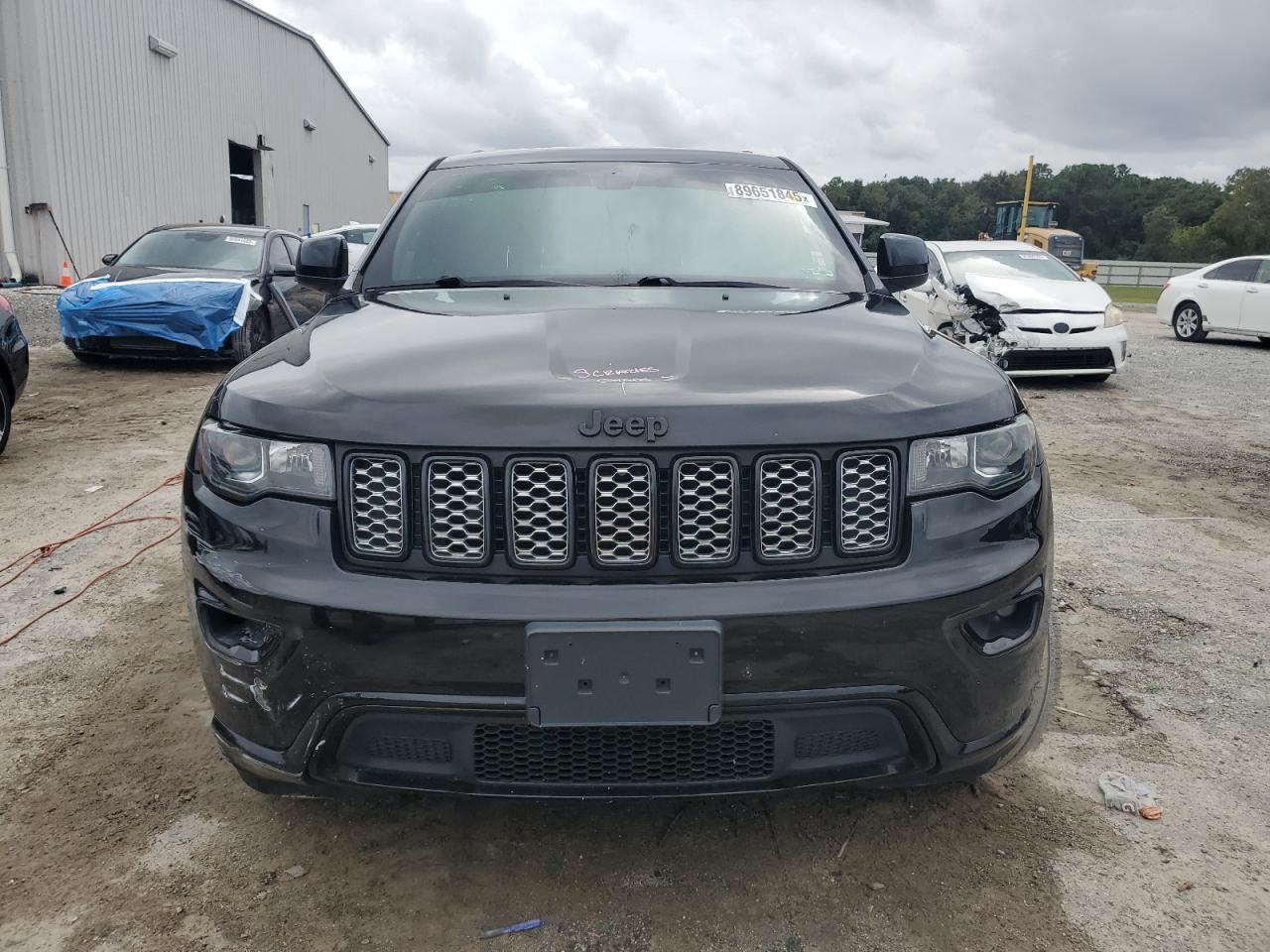 JEEP GRAND CHEROKEE LAREDO