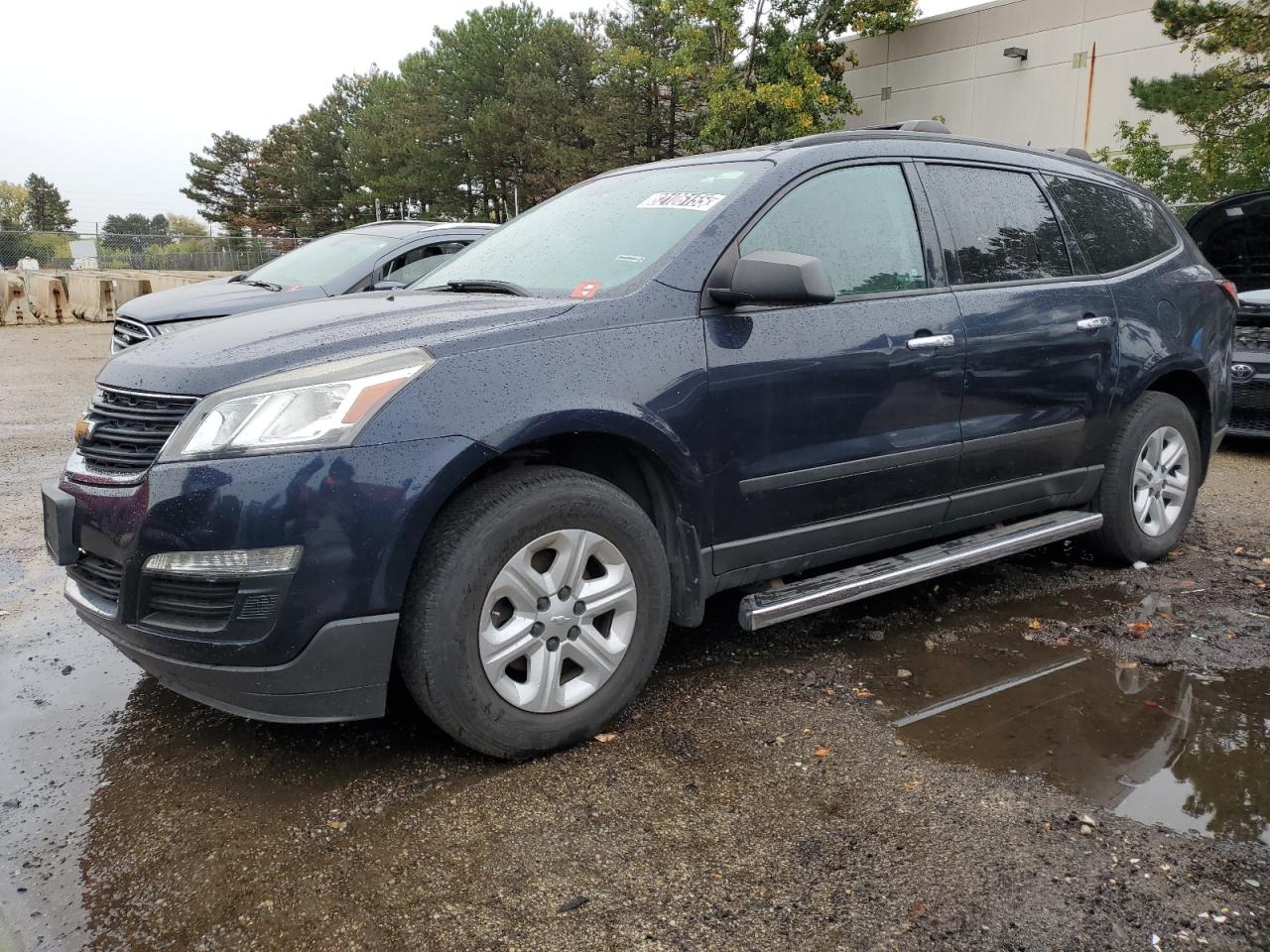 CHEVROLET TRAVERSE LS
