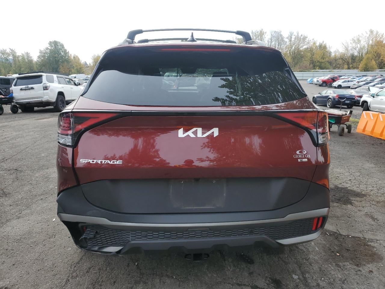 KIA SPORTAGE X LINE