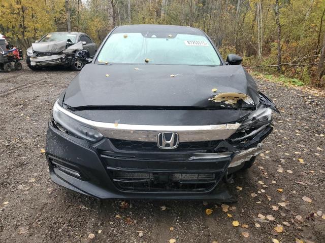 2018 HONDA ACCORD TOU - 1HGCV1F95JA803927