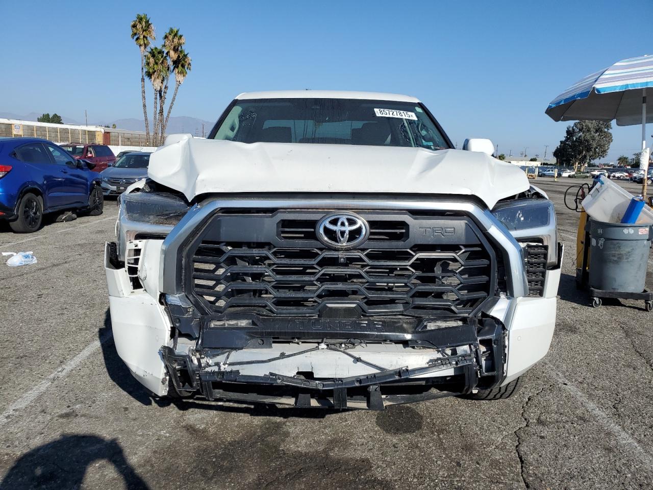 TOYOTA TUNDRA CREWMAX LIMITED