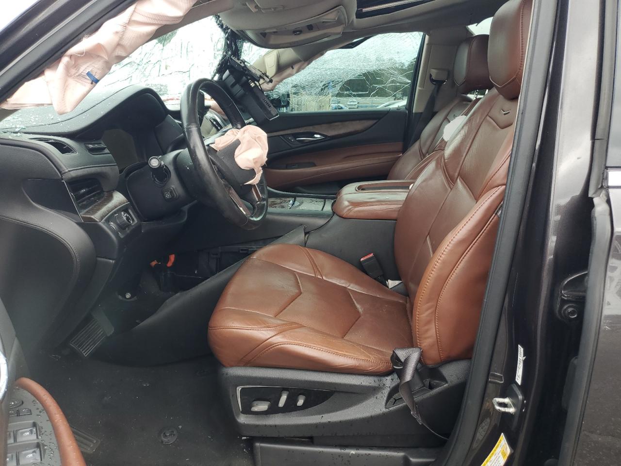 CADILLAC ESCALADE PREMIUM