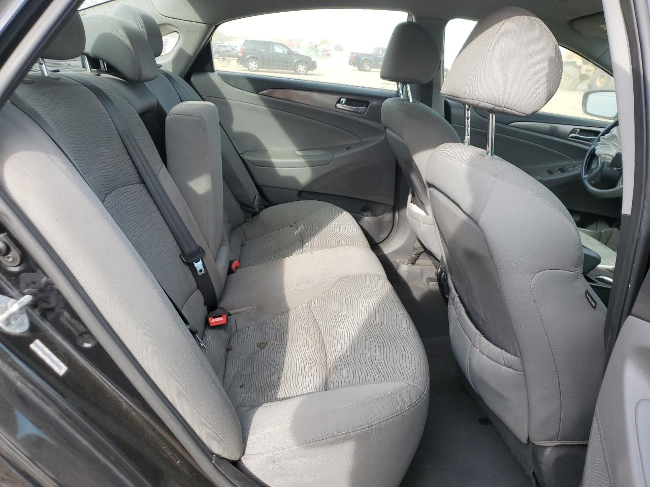 HYUNDAI SONATA HYBRID