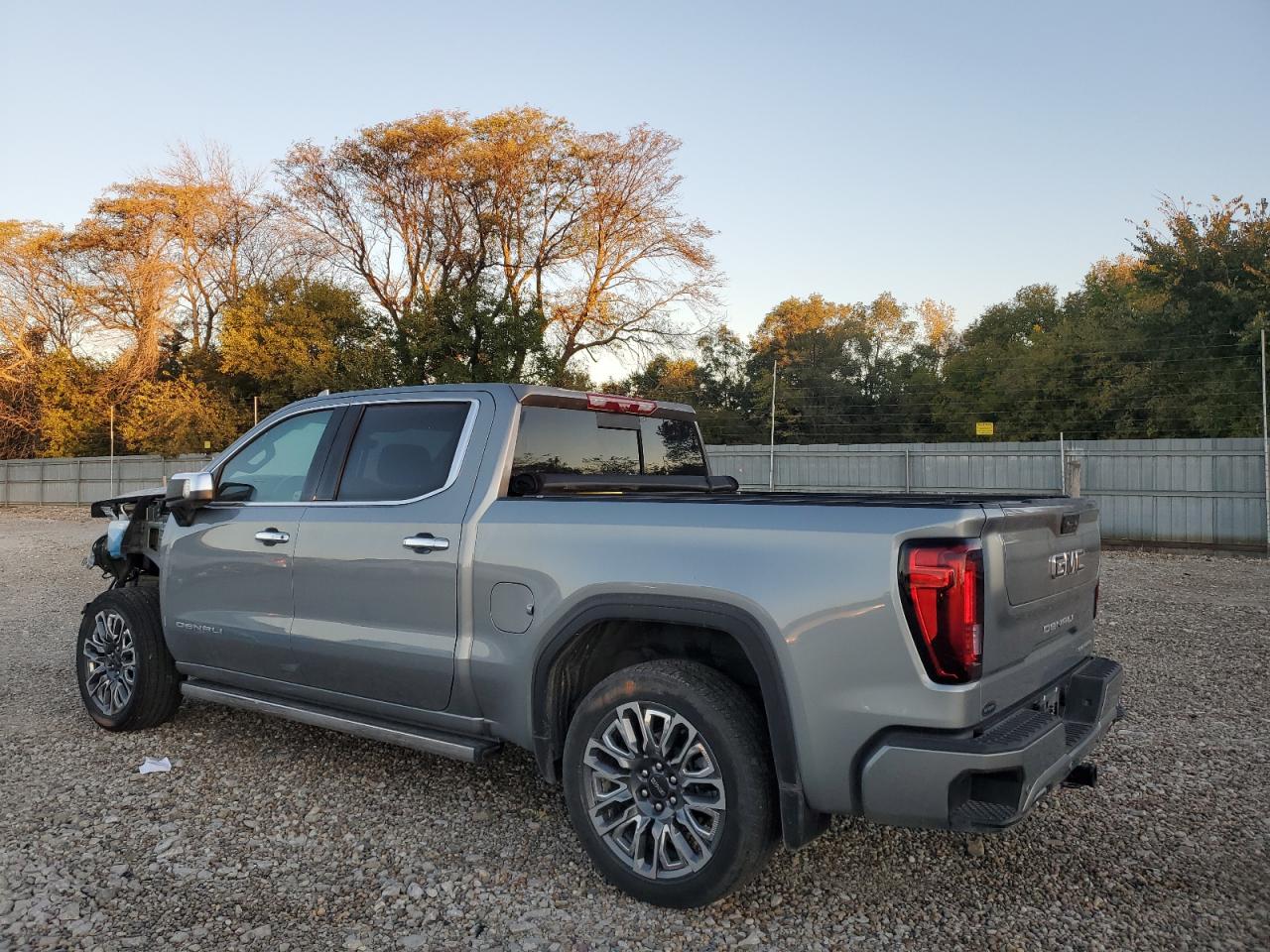 GMC SIERRA K1500 DENALI ULTIMATE