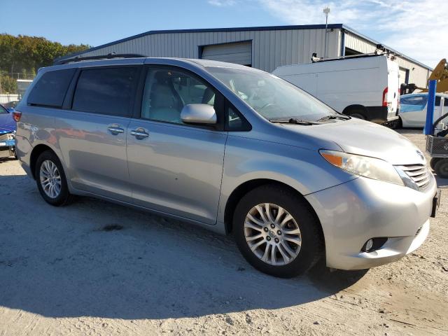 2015 TOYOTA SIENNA XLE - 5TDYK3DC1FS583557