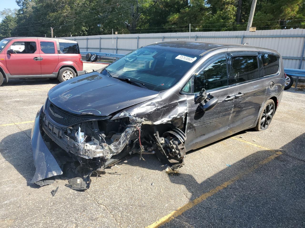 CHRYSLER PACIFICA TOURING PLUS
