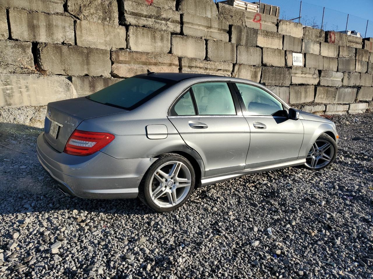 MERCEDES-BENZ C-CLASS 300 4MATIC