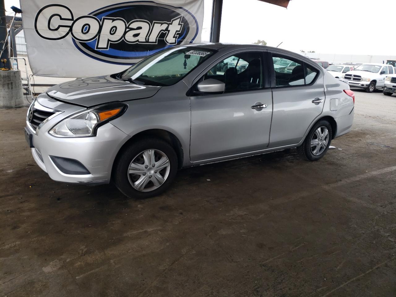 NISSAN VERSA S