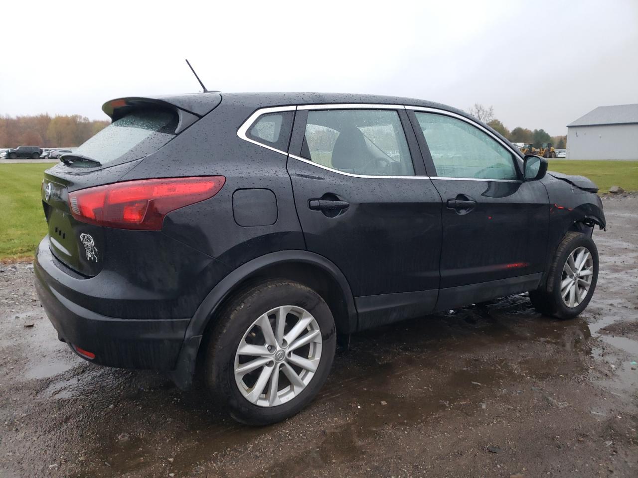 NISSAN ROGUE SPORT S