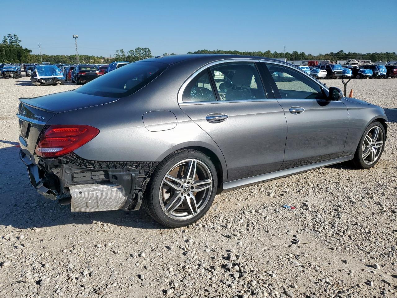 MERCEDES-BENZ E-CLASS 400 4MATIC