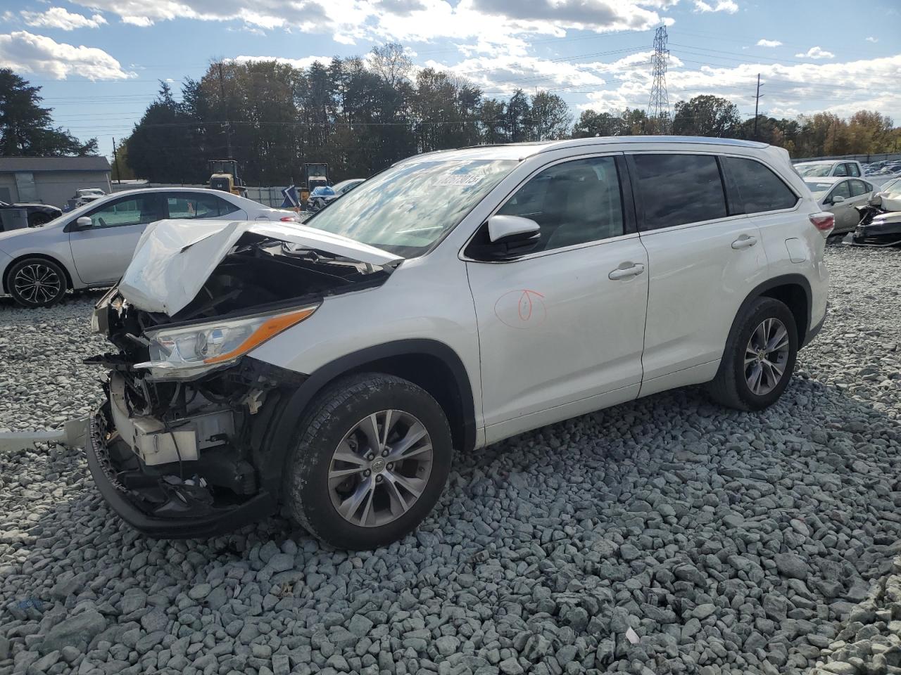 TOYOTA HIGHLANDER XLE