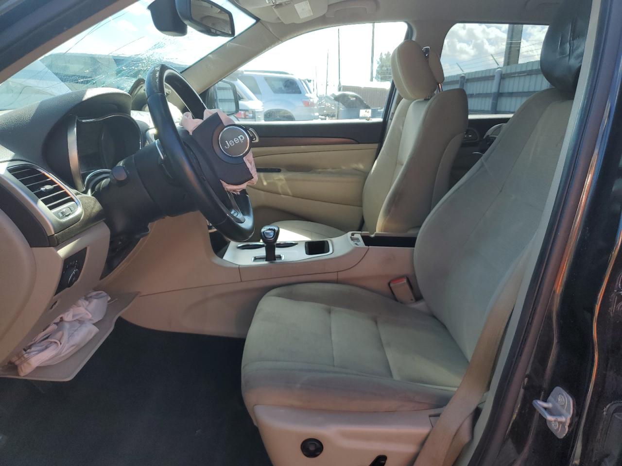 JEEP GRAND CHEROKEE LAREDO