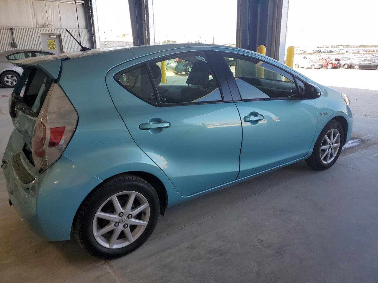 TOYOTA PRIUS C