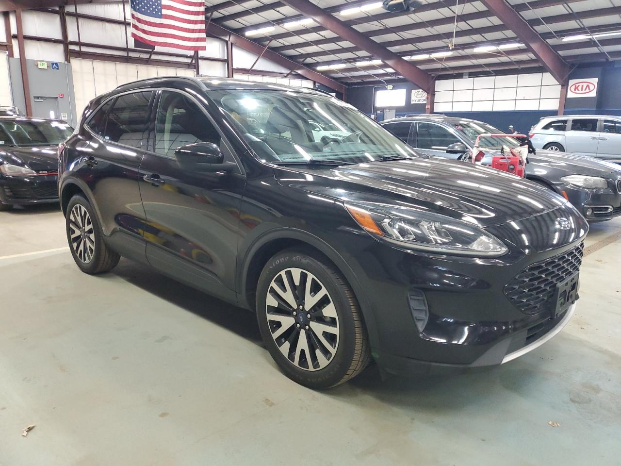 FORD ESCAPE SE SPORT