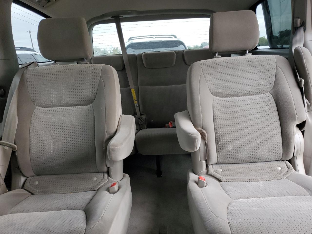 Lot #3292441679 2008 TOYOTA SIENNA CE
