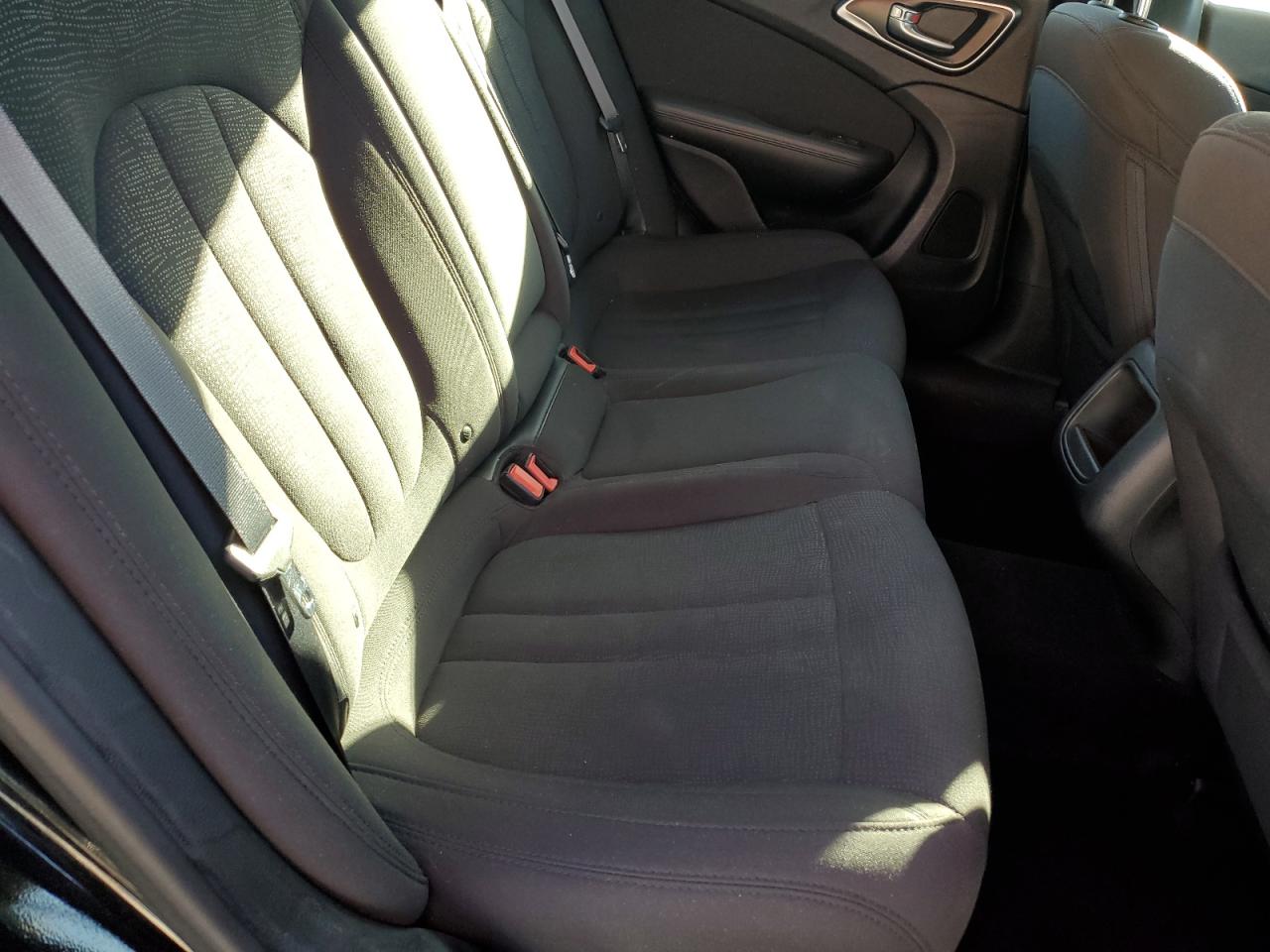 CHRYSLER 200 LIMITED