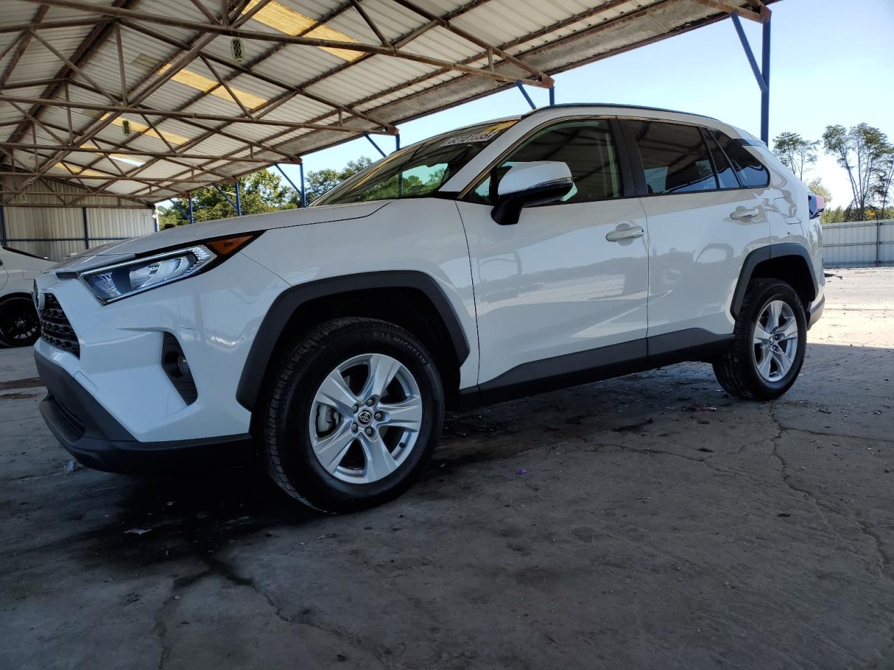 TOYOTA RAV4 XLE