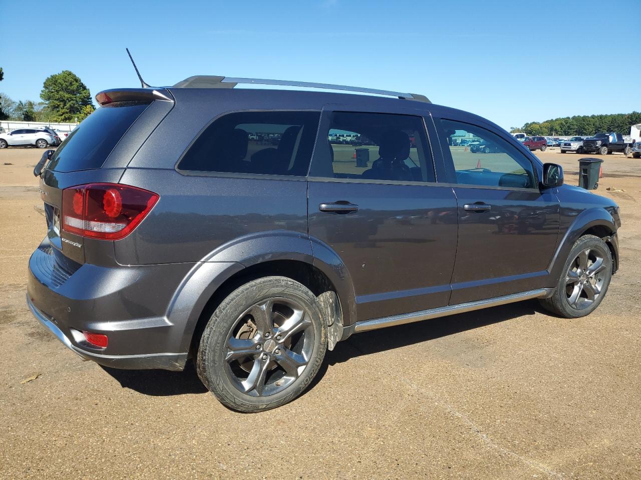 DODGE JOURNEY CROSSROAD