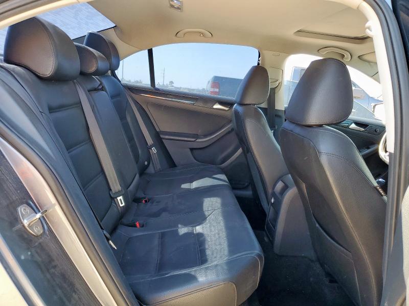 2015 VOLKSWAGEN JETTA TDI 3VW3A7AJ4FM342791