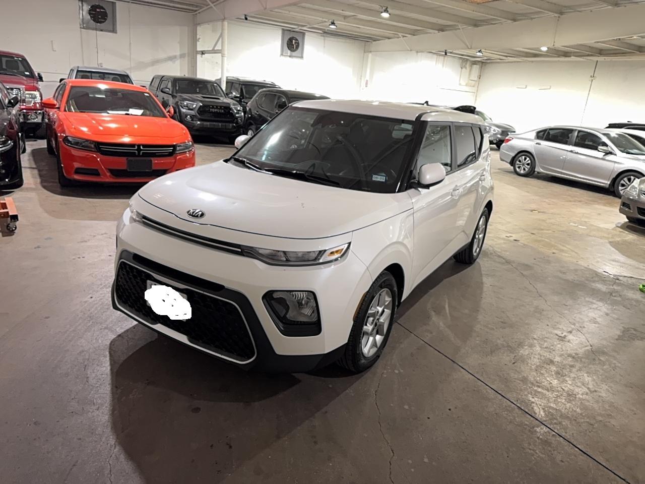 KIA SOUL LX