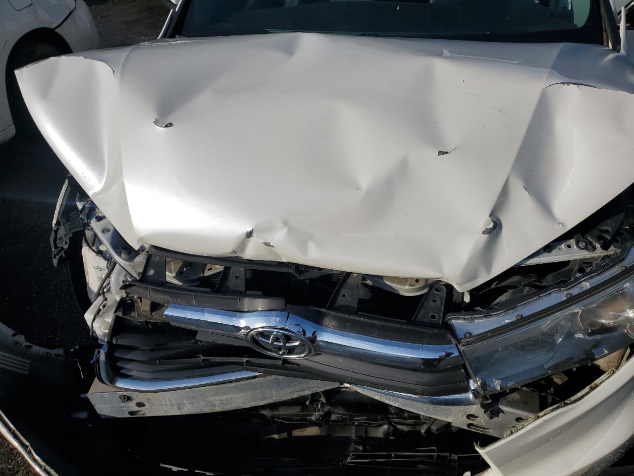 TOYOTA HIGHLANDER LE