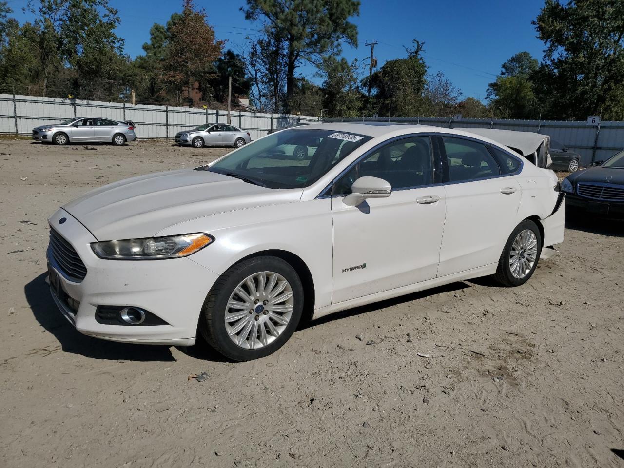 FORD FUSION SE HYBRID