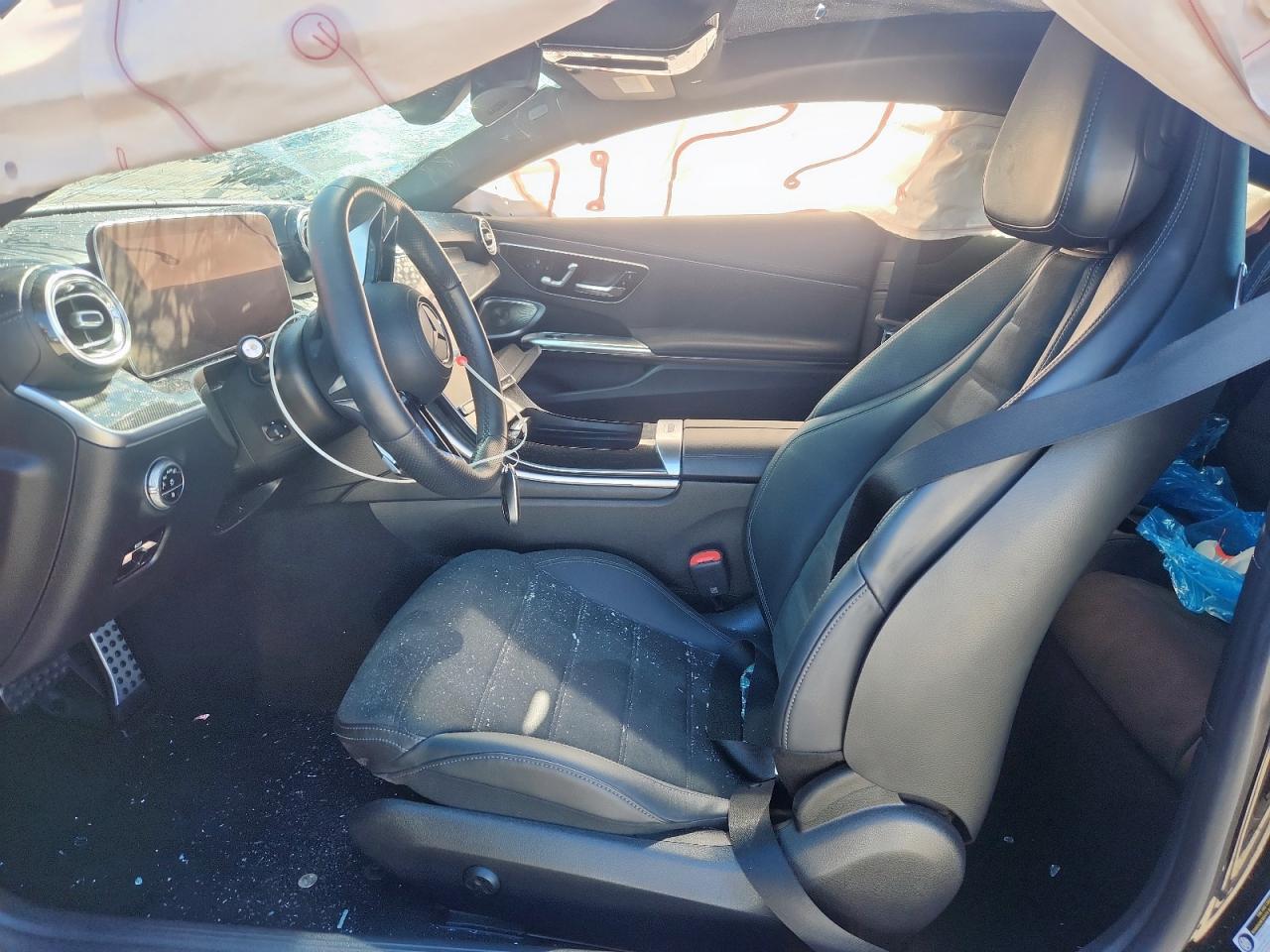 MERCEDES-BENZ CLE-CLASS 300 4MATIC