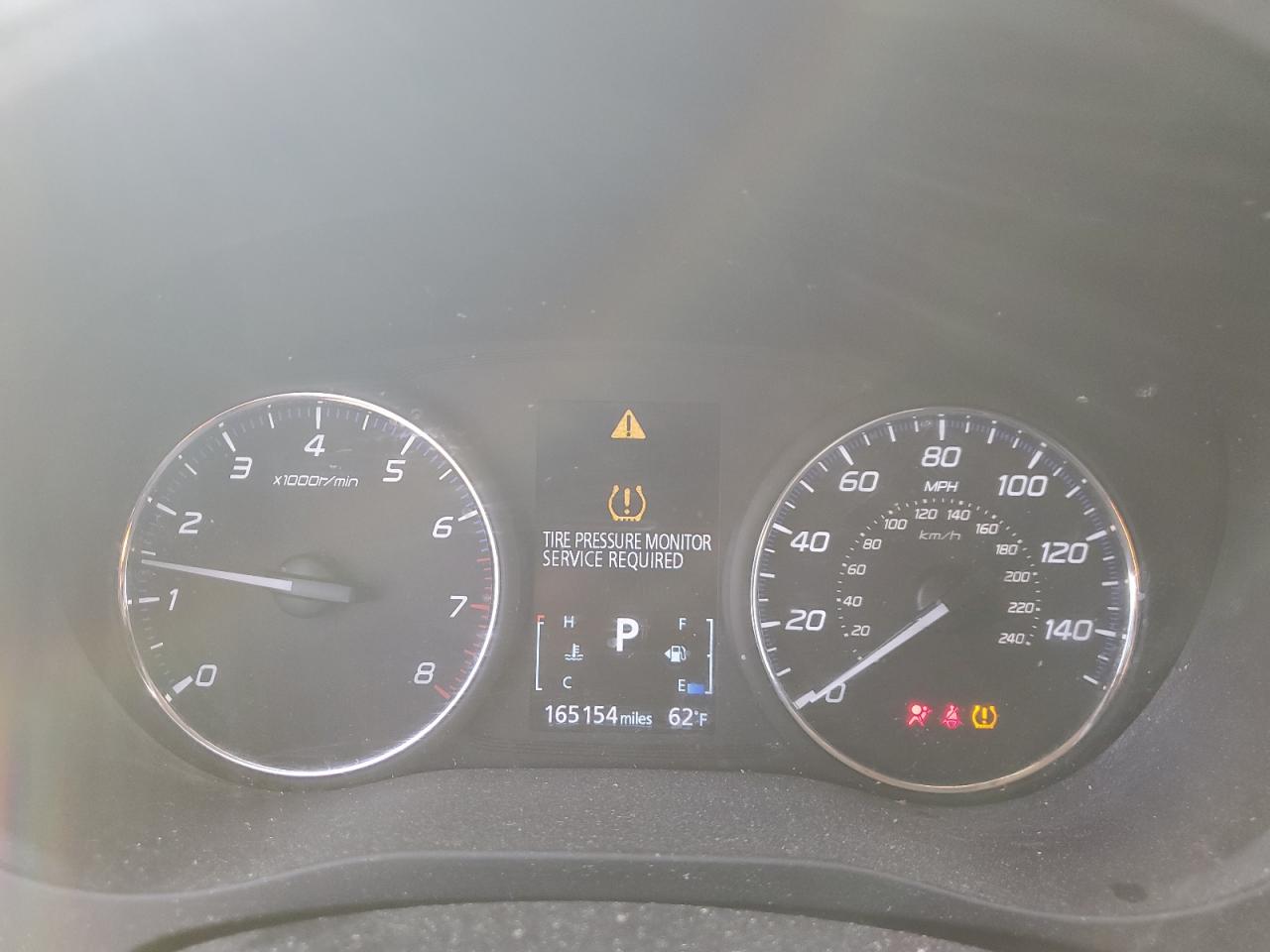 MITSUBISHI OUTLANDER SE