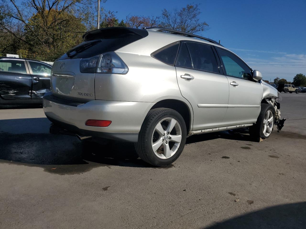 Lot #3302796941 2004 LEXUS RX 330