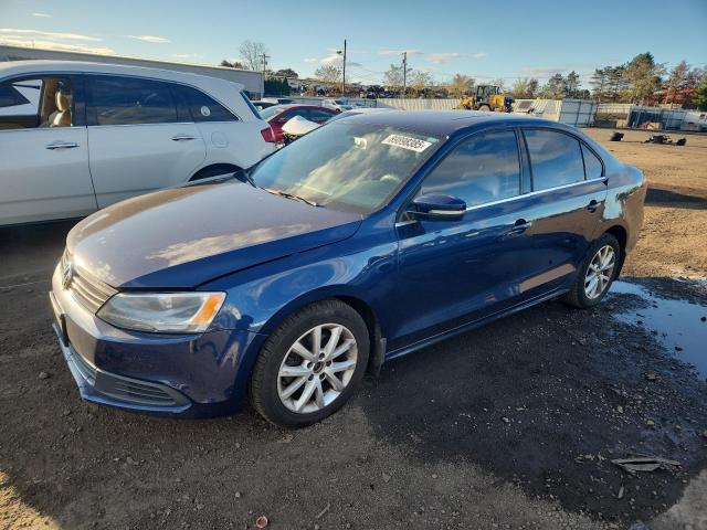 2013 VOLKSWAGEN JETTA SE - 3VWDP7AJXDM432401