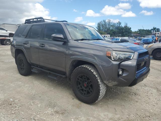 2020 TOYOTA 4RUNNER SR - JTEBU5JR8L5745198