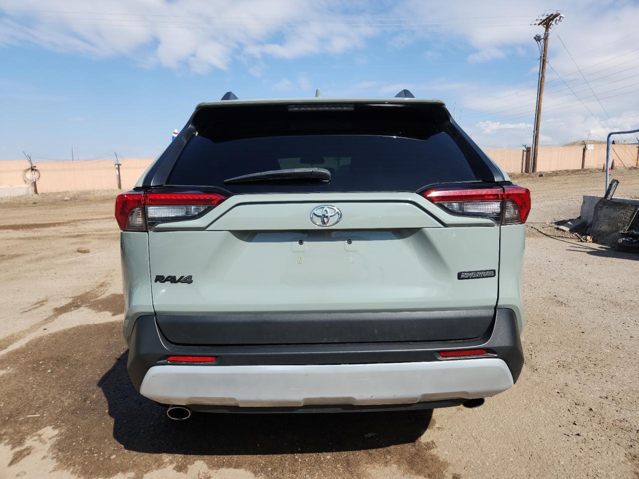 TOYOTA RAV4 ADVENTURE