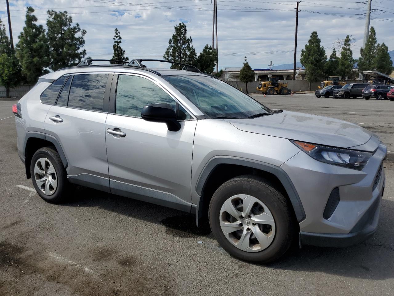 TOYOTA RAV4 LE