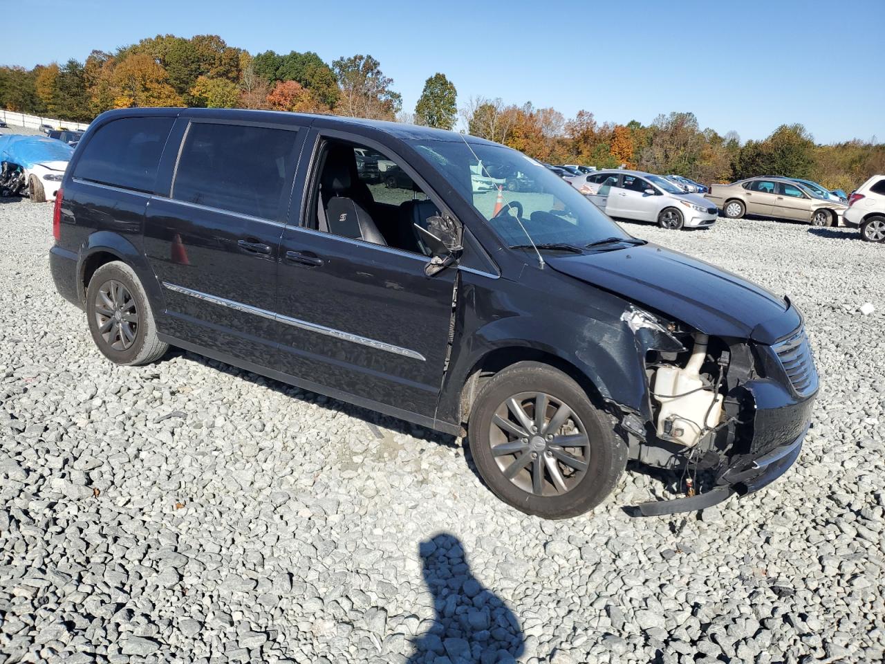 CHRYSLER TOWN & COUNTRY S