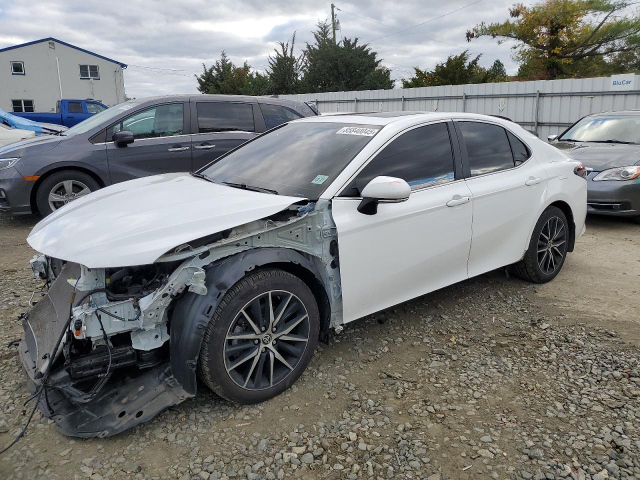 TOYOTA CAMRY SE NIGHT SHADE