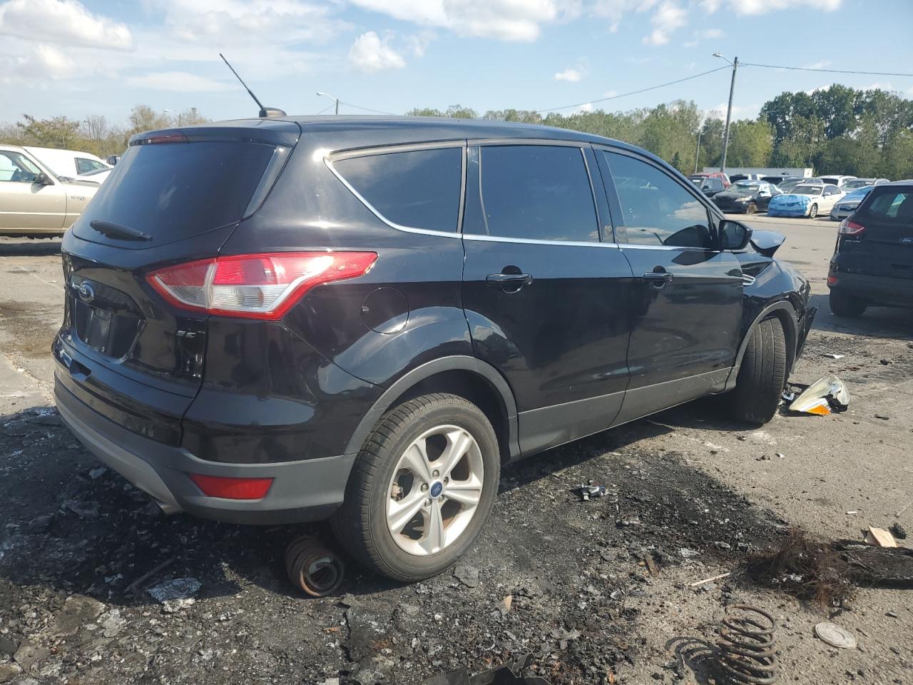 FORD ESCAPE SE