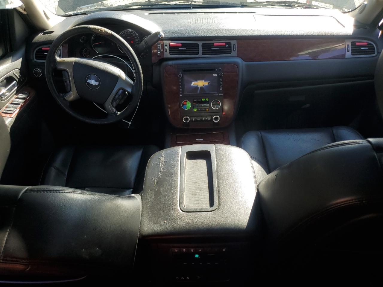 CHEVROLET TAHOE C1500 LTZ