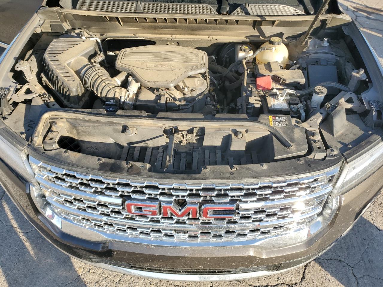 GMC ACADIA DENALI