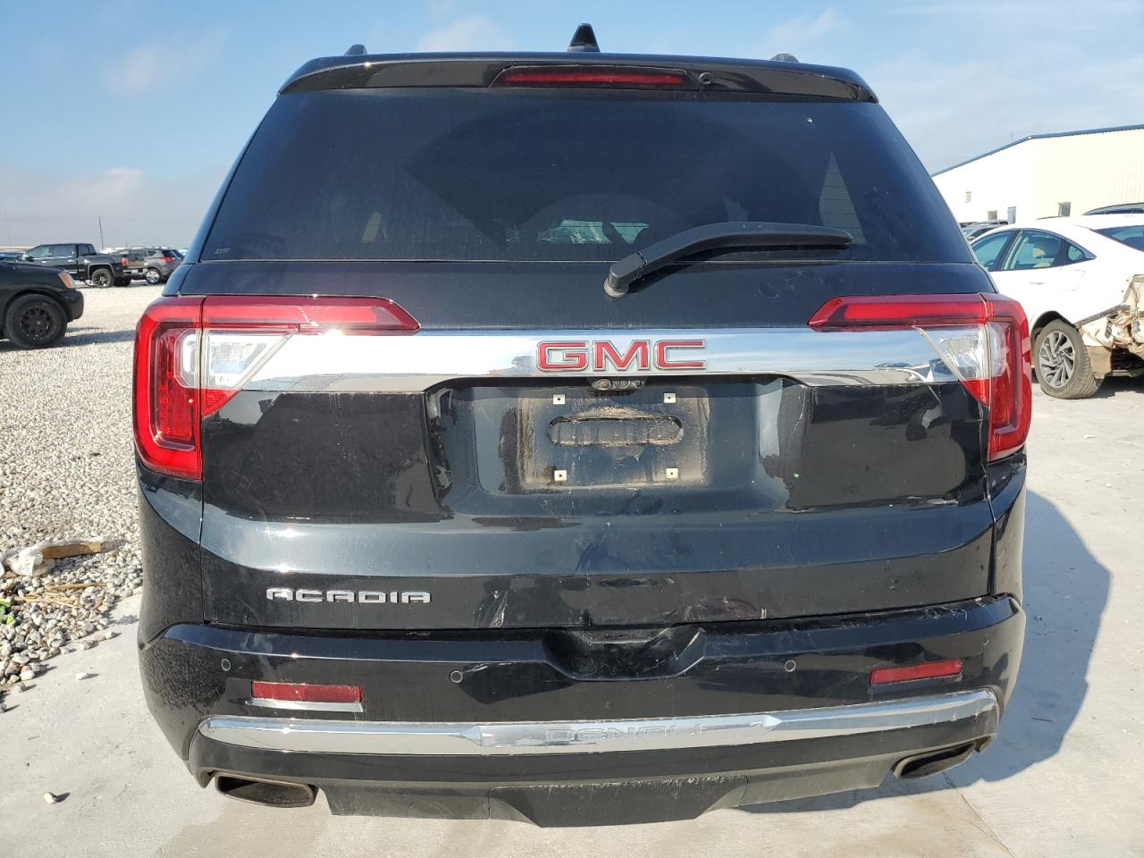 GMC ACADIA DENALI