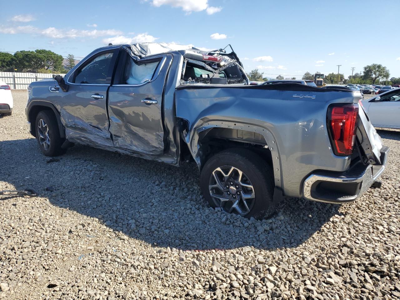 GMC SIERRA 1500 K1500 SLT