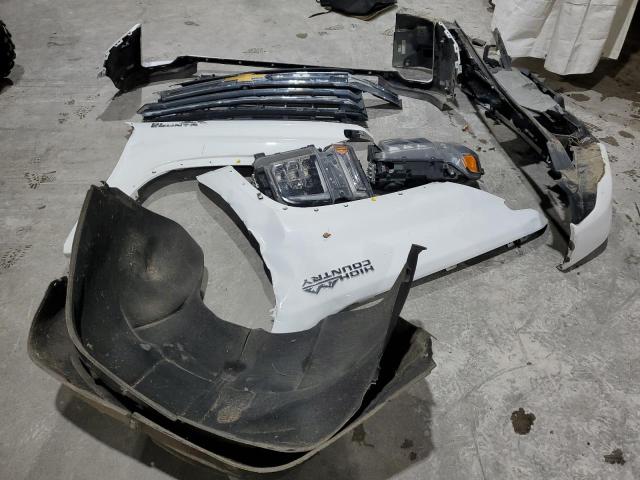 2022 CHEVROLET SILVERADO #3304523479