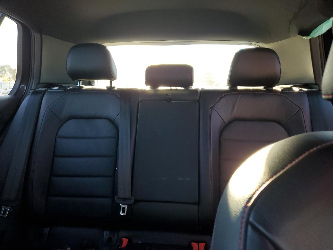 VOLKSWAGEN GOLF GTI S