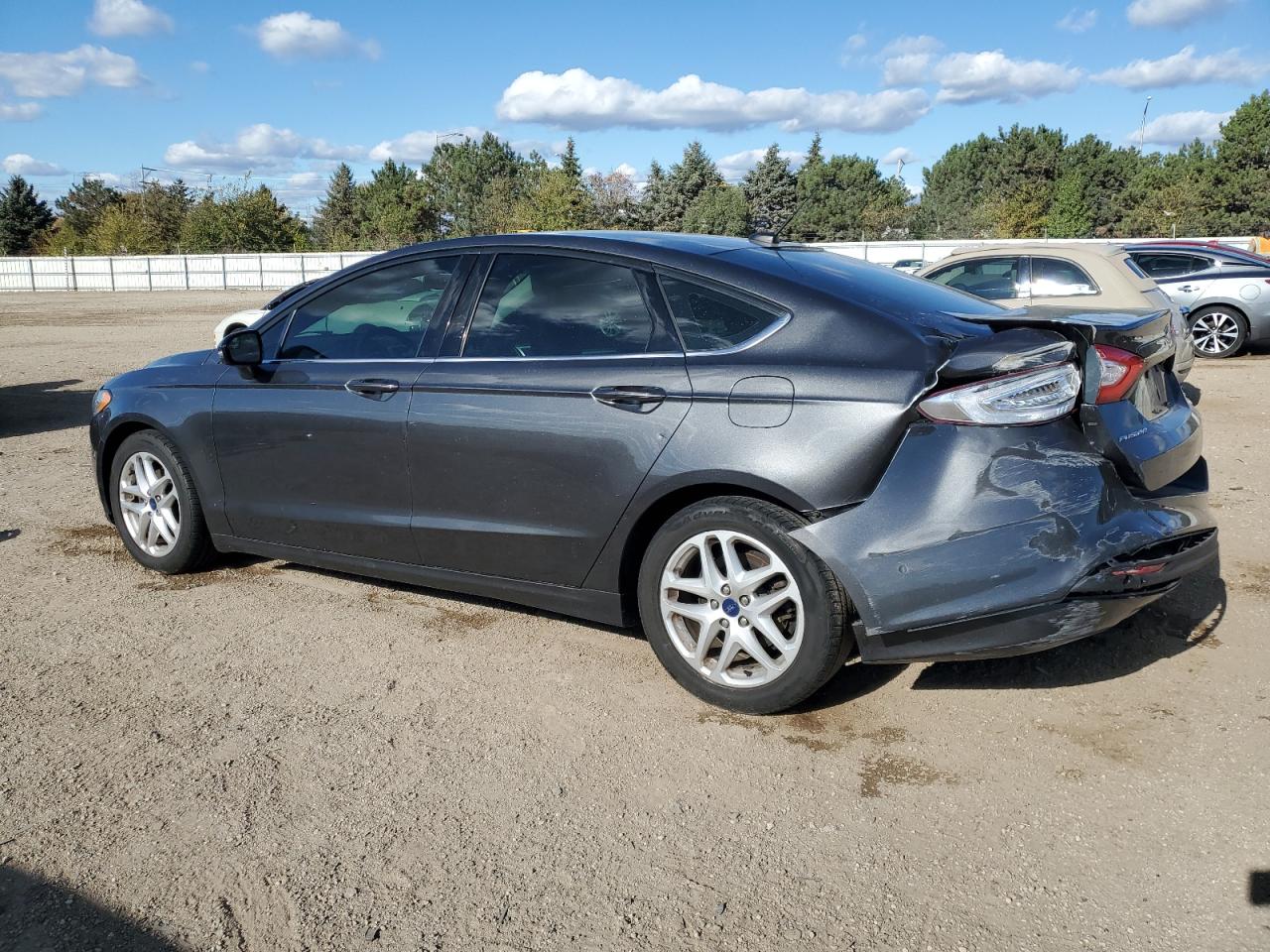 FORD FUSION SE