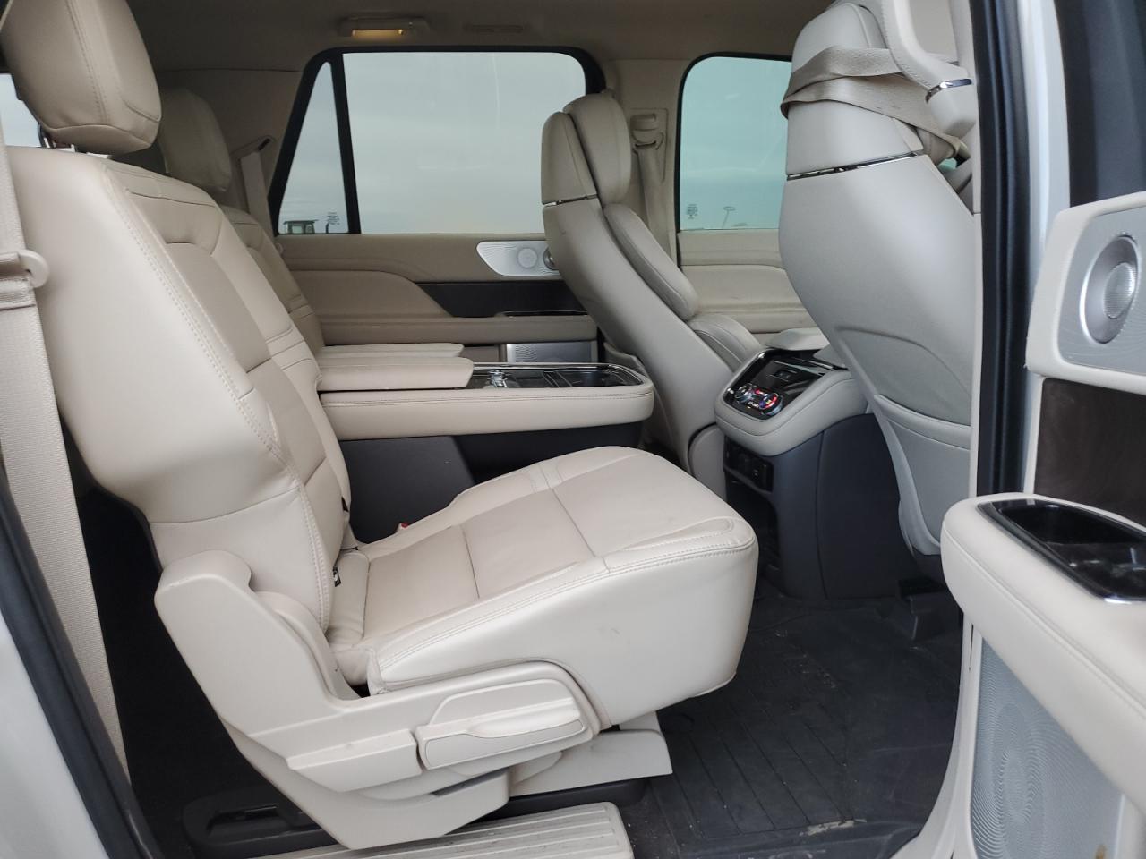 LINCOLN NAVIGATOR L RESERVE