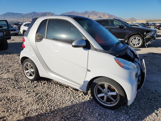 2011 SMART FORTWO PUR - WMEEJ3BA2BK483462