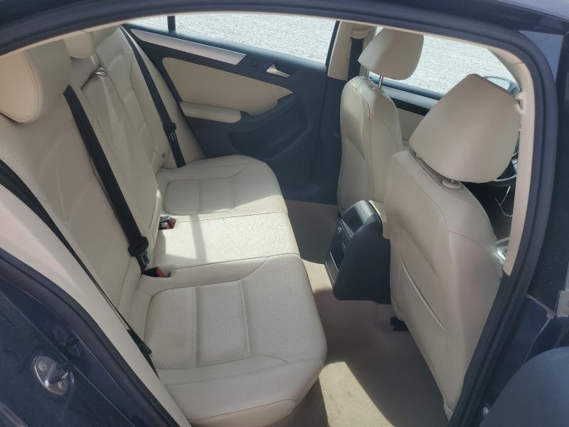 2013 VOLKSWAGEN JETTA SE - 3VWDX7AJ4DM428408