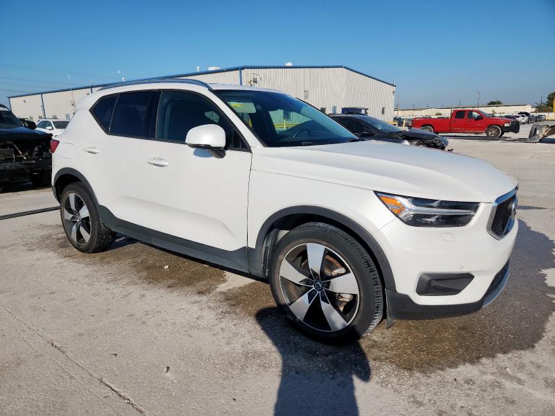2021 VOLVO XC40 T5 MO - YV4162UK0M2447154