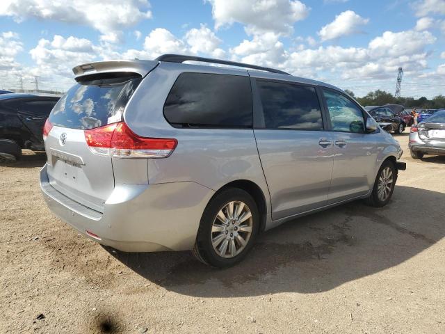 2011 TOYOTA SIENNA XLE #3297218396